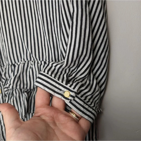 Zara Basic Black & White Gold Cream Button Down Front Ruffle Top Women Small - Picture 6 of 9